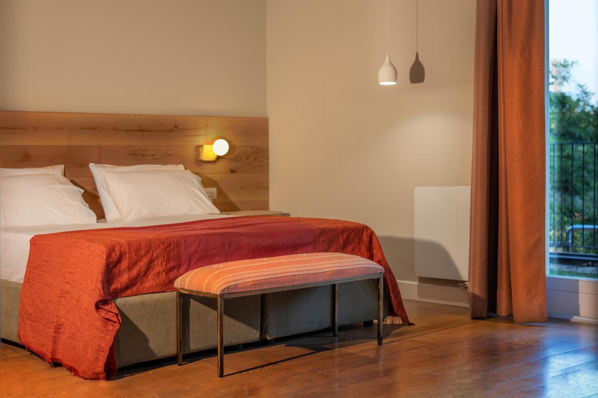 Luce Boutique Hotel Fortunago 外观 照片